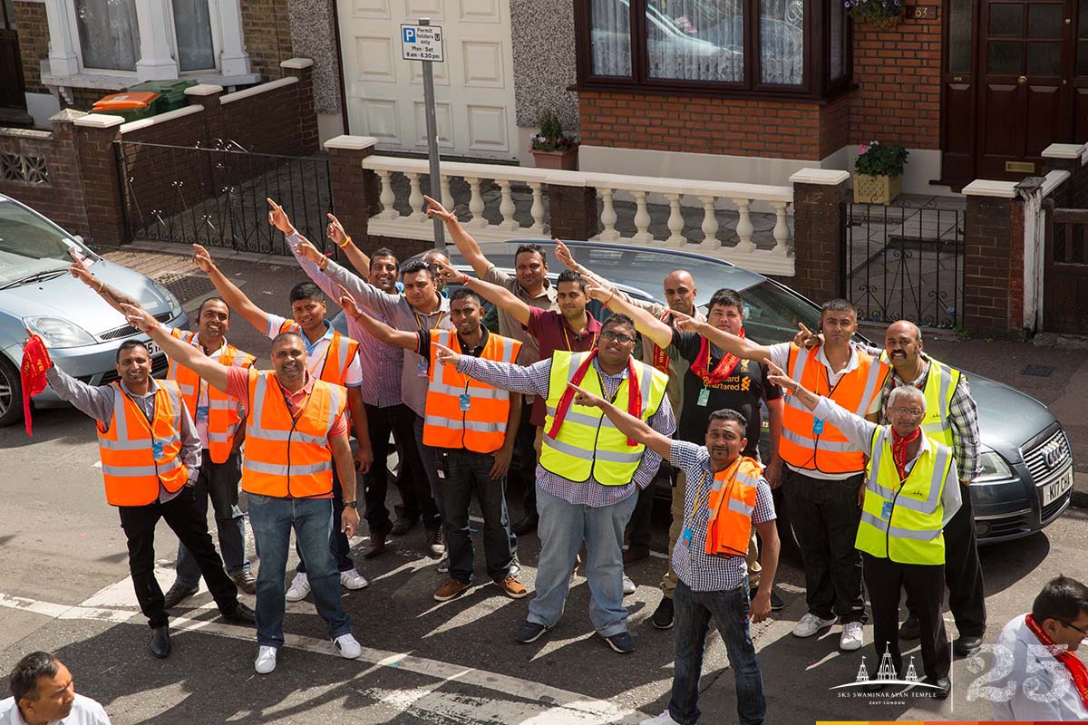 ©1987-2017 SKS Swaminarayan Temple East London